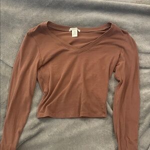 Bozzolo Rust Long Sleeve V-Neck Crop Top
